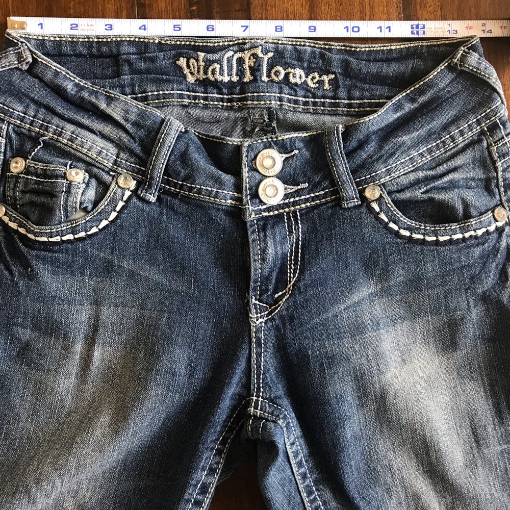Wallflower jeans with Stars & Stripes in pockets👖